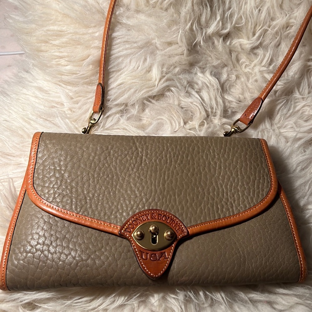 Dooney and Bourke shoulder bag